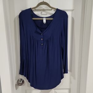 Women's Navy Long-Sleeve Scoop Henley Top by